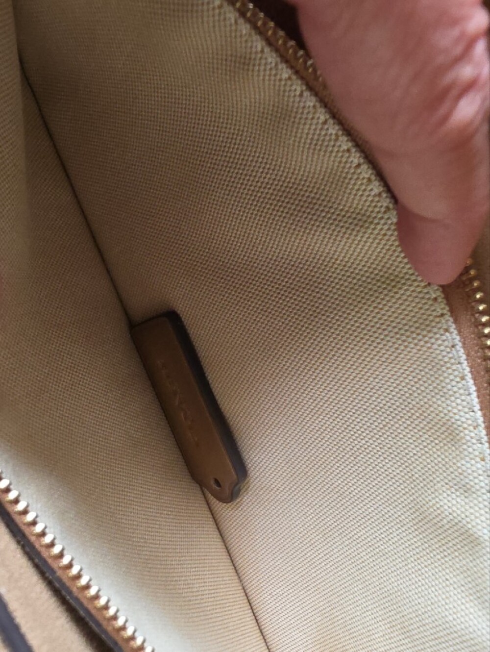 COACH Tabby 26 Leather Shoulder Bag in Honey Brown with Gold Hardware - Picture 10 of 13
